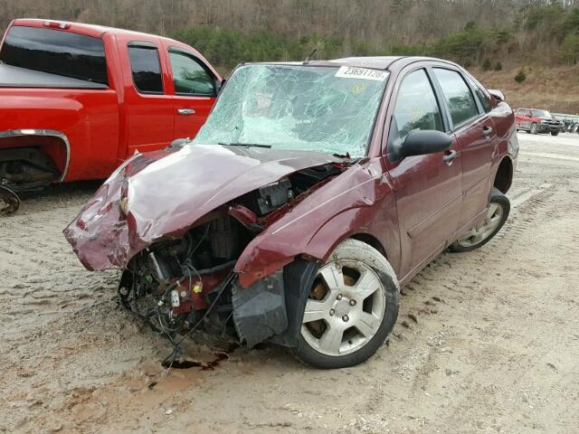 1FAHP34N37W340312 - 2007 FORD FOCUS ZX4 MAROON photo 2