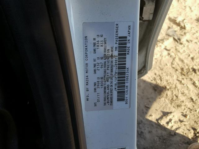 JM1BL1UF7B1448981 - 2011 MAZDA 3 I WHITE photo 10