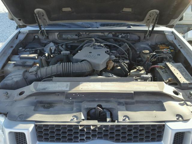 1FMYU60E42UB46978 - 2002 FORD EXPLORER S GRAY photo 7