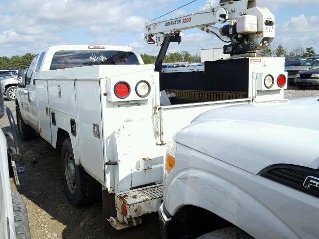 1FD8X3ET1BEA68490 - 2011 FORD F350 SUPER WHITE photo 3