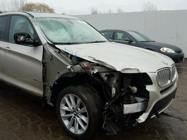 5UXWX9C5XD0A24041 - 2013 BMW X3 XDRIVE2 WHITE photo 9