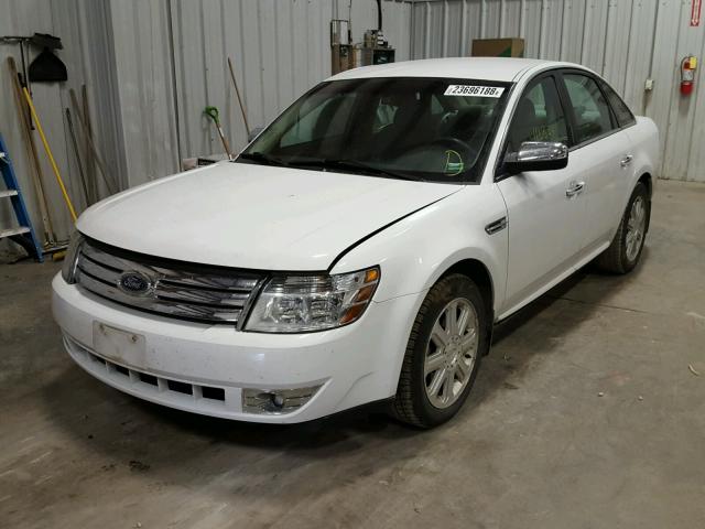 1FAHP25W98G145828 - 2008 FORD TAURUS LIM WHITE photo 2