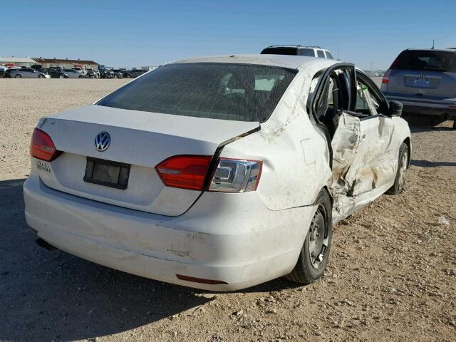 3VW2K7AJ9DM386338 - 2013 VOLKSWAGEN JETTA BASE WHITE photo 4