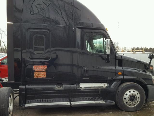 1FUJGLDR0BSBB5917 - 2011 FREIGHTLINER CASCADIA 1 BLACK photo 1