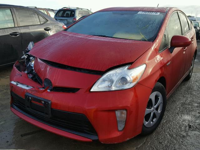 JTDKN3DU0D5595210 - 2013 TOYOTA PRIUS RED photo 2