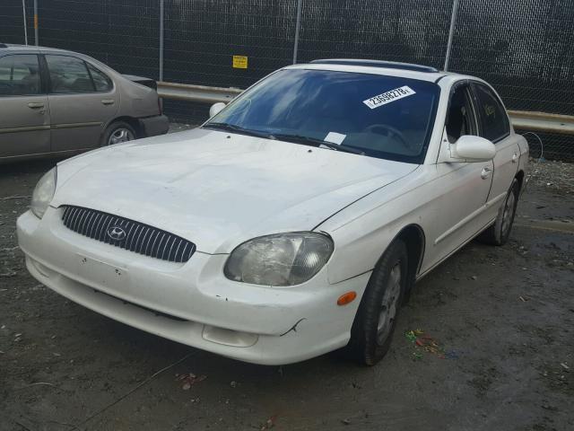 KMHWF35V41A482266 - 2001 HYUNDAI SONATA GLS WHITE photo 2