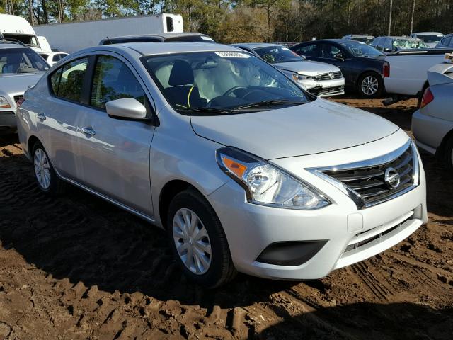 3N1CN7AP8JK419424 - 2018 NISSAN VERSA S SILVER photo 1