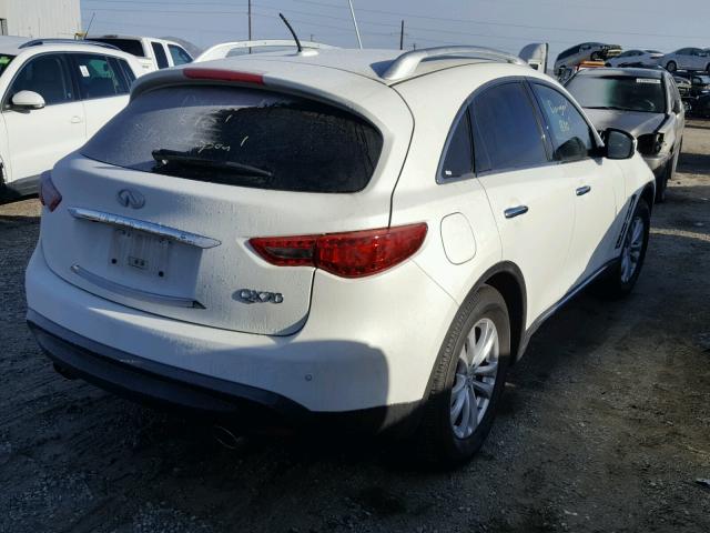 JN8CS1MW2HM412599 - 2017 INFINITI QX70 WHITE photo 4