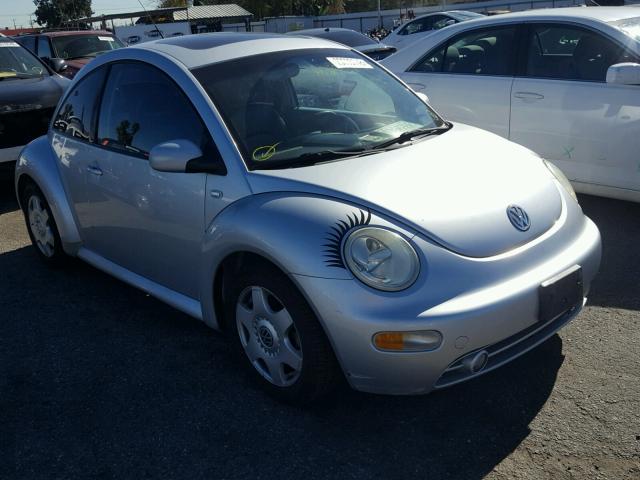 3VWCK21C32M420277 - 2002 VOLKSWAGEN NEW BEETLE 银色 照片 1