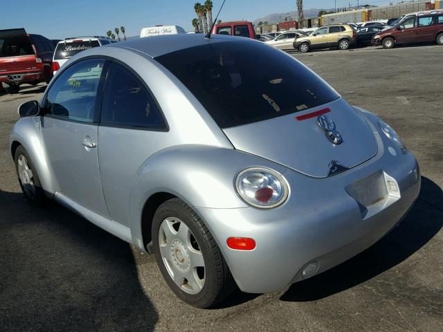 3VWCK21C32M420277 - 2002 VOLKSWAGEN NEW BEETLE SILVER photo 3