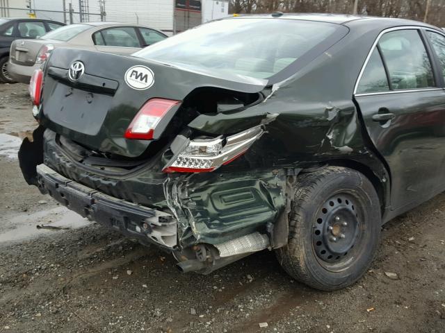 4T1BF3EK2BU716487 - 2011 TOYOTA CAMRY BASE GREEN photo 9