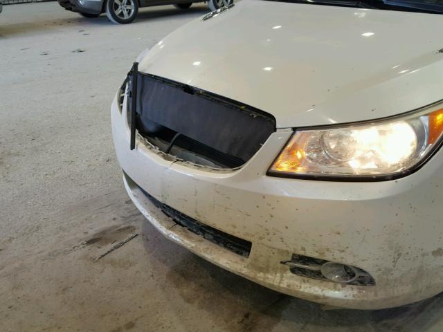 1G4GC5E37CF148827 - 2012 BUICK LACROSSE WHITE photo 9