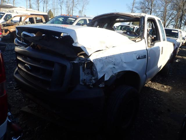 1FTNX21L03EB75300 - 2003 FORD F250 SUPER WHITE photo 2