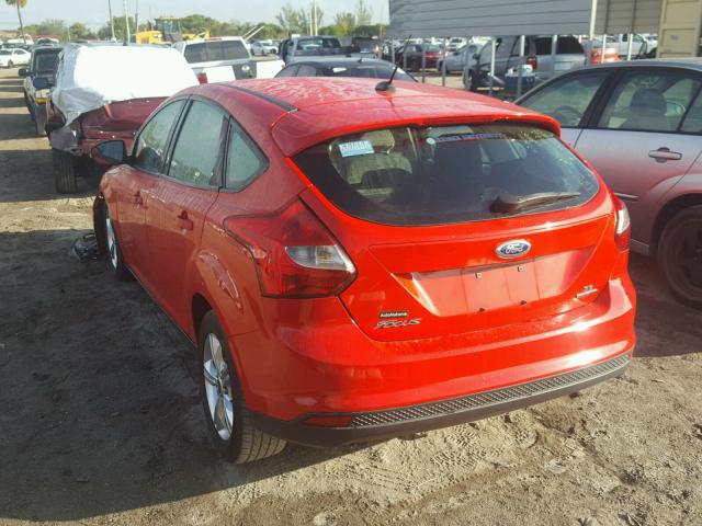 1FADP3K25EL150372 - 2014 FORD FOCUS SE RED photo 3