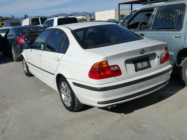 WBAAV33401FU95446 - 2001 BMW 325 I WHITE photo 3