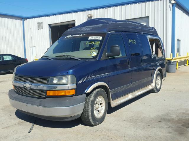 1GBFG15T531185633 - 2003 CHEVROLET EXPRESS G1 BLUE photo 2