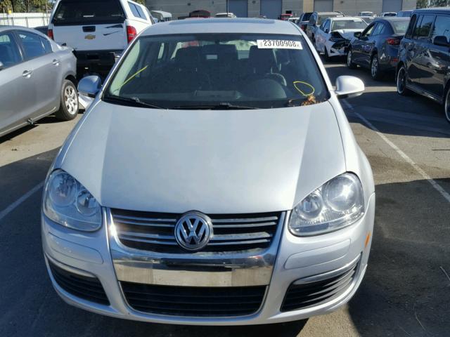 3VWEG71K57M188481 - 2007 VOLKSWAGEN JETTA WOLF SILVER photo 9