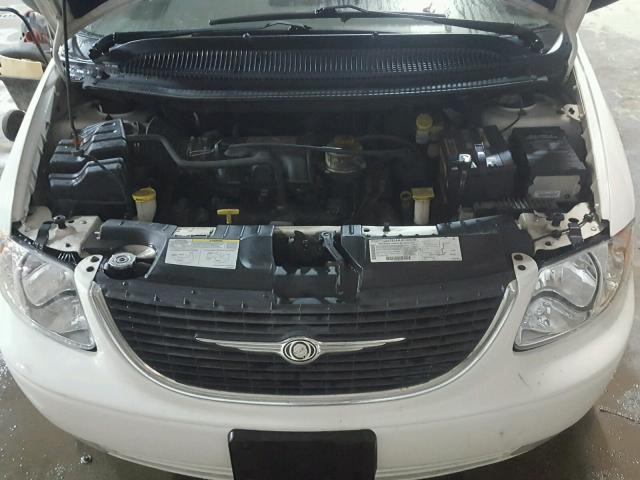 2C4GP54L03R148350 - 2003 CHRYSLER TOWN & COU WHITE photo 7