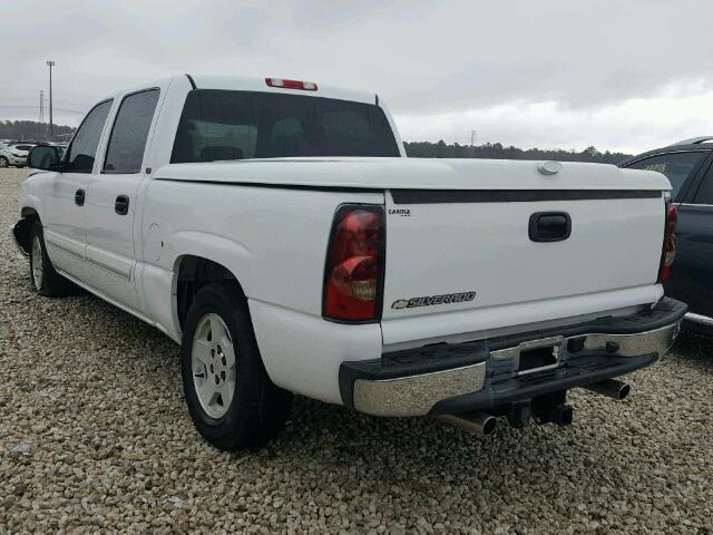 2GCEC13T261215336 - 2006 CHEVROLET SILVERADO WHITE photo 3