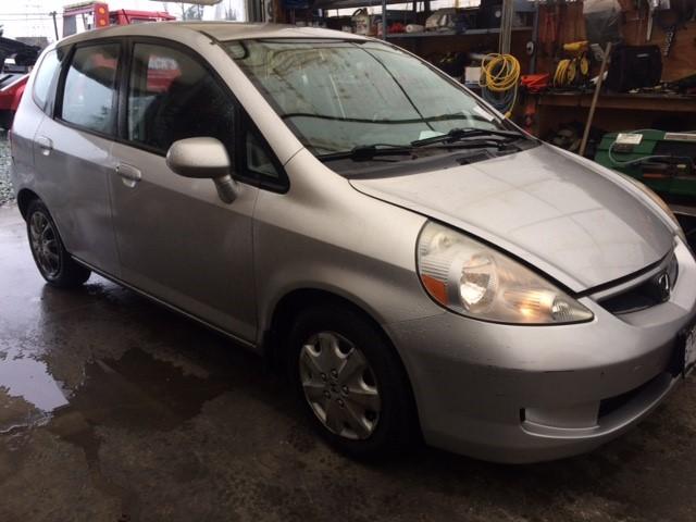 JHMGD37427S805850 - 2007 HONDA FIT SILVER photo 1