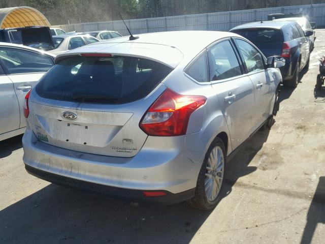 1FADP3N20EL213065 - 2014 FORD FOCUS TITA SILVER photo 4