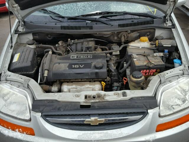 KL1TG62675B471529 - 2005 CHEVROLET AVEO LT SILVER photo 7