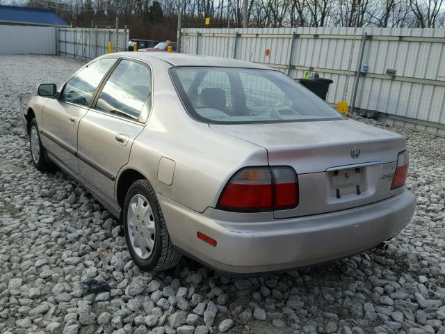 1HGCD5536VA051040 - 1997 HONDA ACCORD LX TAN photo 3