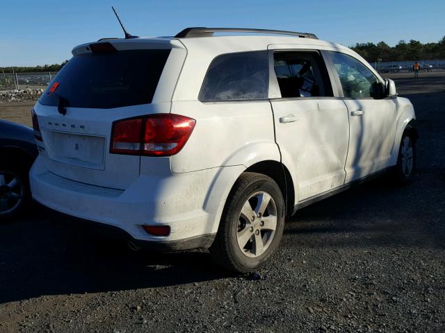 3D4PH1FG9BT562389 - 2011 DODGE JOURNEY MA WHITE photo 4