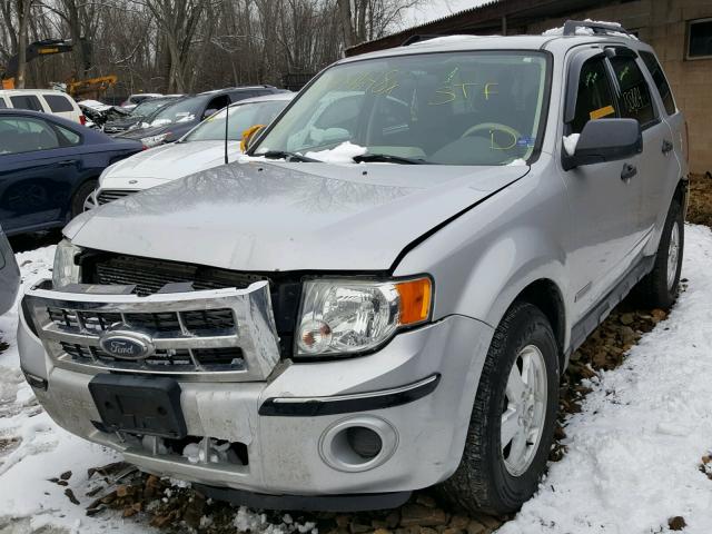 1FMCU92Z48KA21222 - 2008 FORD ESCAPE XLS SILVER photo 2