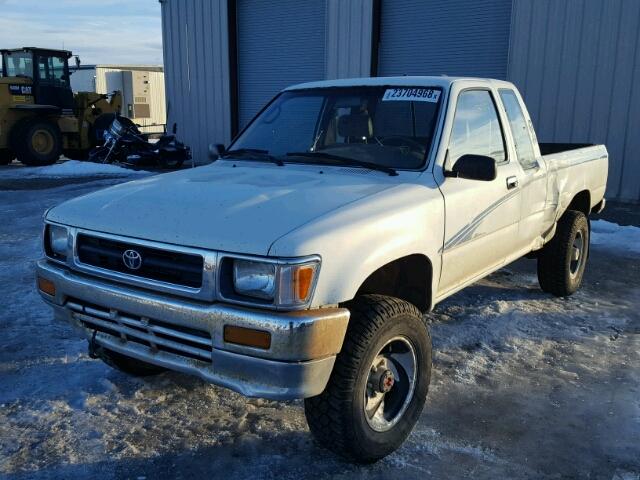 4TARN13P5RZ164050 - 1994 TOYOTA PICKUP 1/2 WHITE photo 2