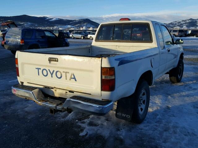 4TARN13P5RZ164050 - 1994 TOYOTA PICKUP 1/2 WHITE photo 4