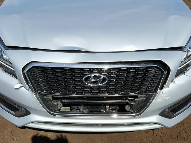 KMHE24L33HA062569 - 2017 HYUNDAI SONATA HYB SILVER photo 9