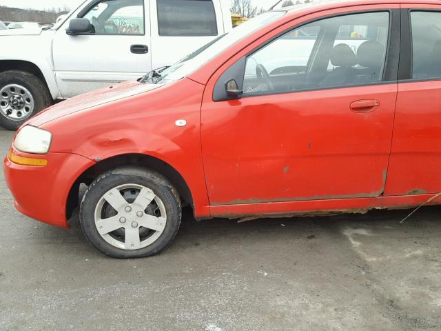 KL1TD56606B576962 - 2006 CHEVROLET AVEO BASE RED photo 9