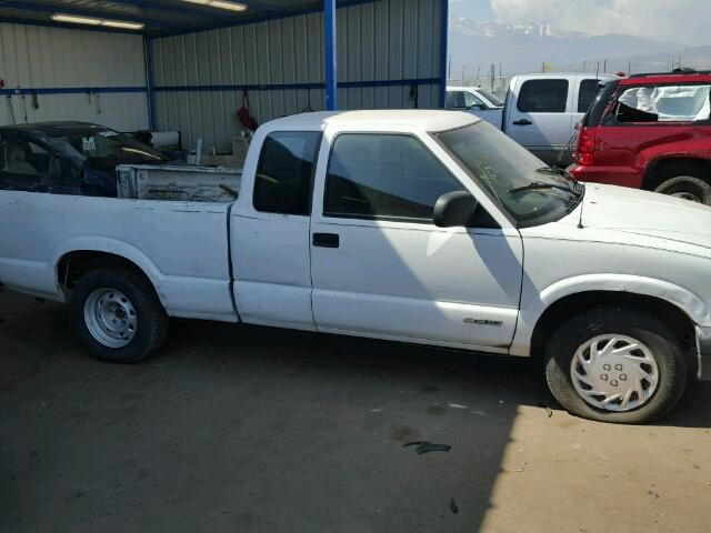 1GCCS19521K148510 - 2001 CHEVROLET S TRUCK S1 WHITE photo 9