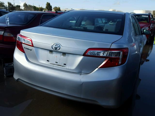 4T4BF1FK5CR225700 - 2012 TOYOTA CAMRY BASE SILVER photo 4