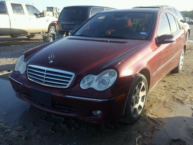 WDBRF61JX5A796725 - 2005 MERCEDES-BENZ C 240 RED photo 2