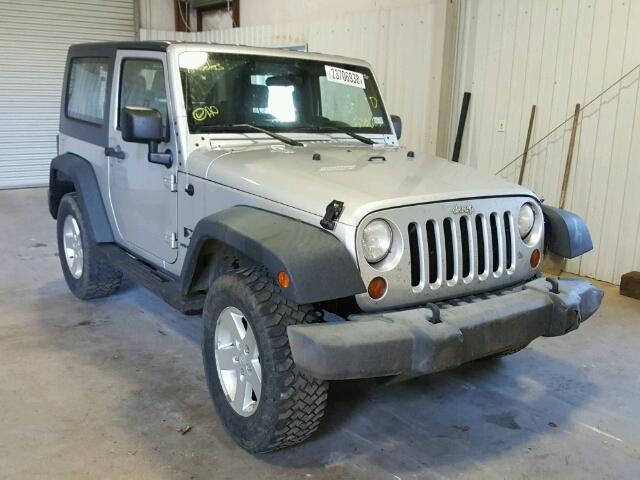 1J4FA241X8L538683 - 2008 JEEP WRANGLER X SILVER photo 1