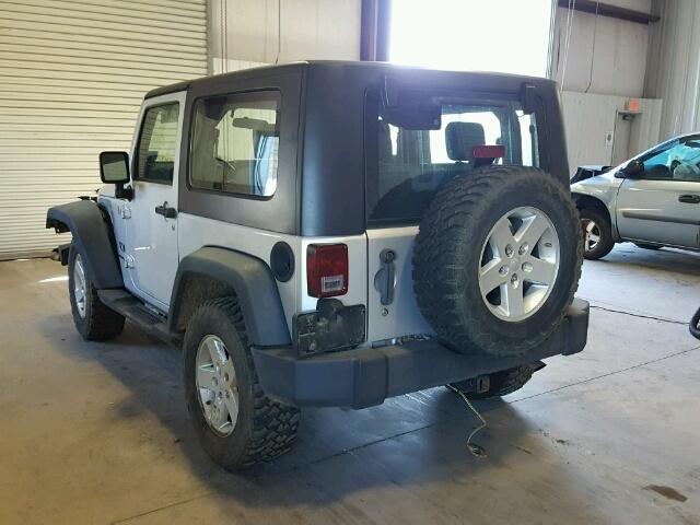 1J4FA241X8L538683 - 2008 JEEP WRANGLER X SILVER photo 3