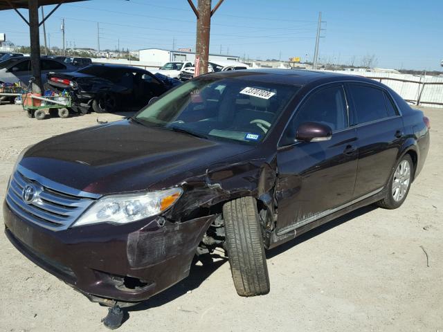 4T1BK3DB2CU447468 - 2012 TOYOTA AVALON BAS PURPLE photo 2