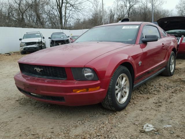 1ZVHT80N895115169 - 2009 FORD MUSTANG RED photo 2