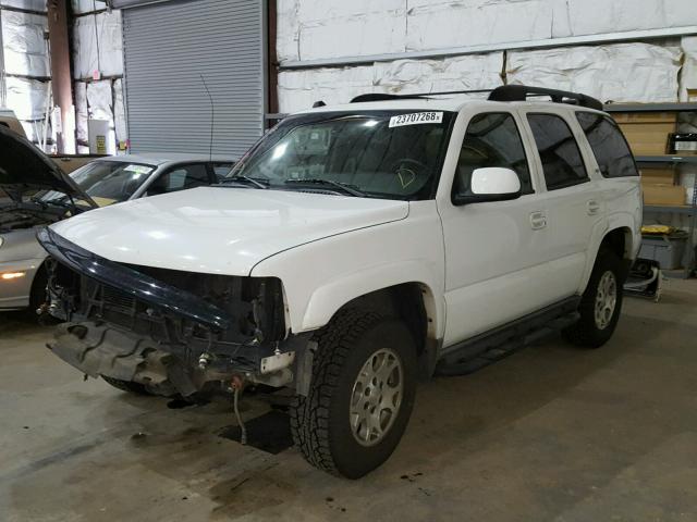 1GNEK13T85R127665 - 2005 CHEVROLET TAHOE K150 WHITE photo 2