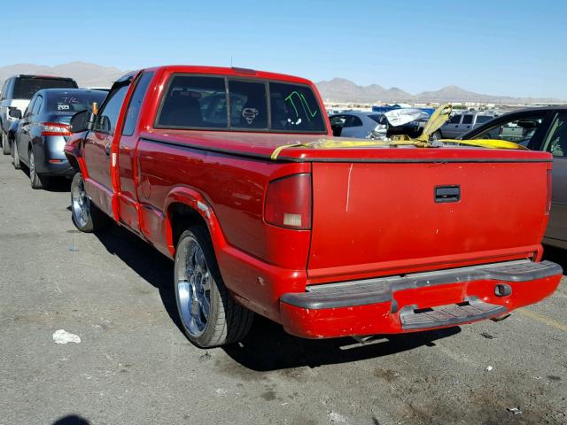 1GTCS19W8Y8149564 - 2000 GMC SONOMA RED photo 3