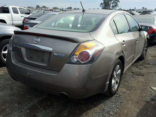 1N4CL21E57C237981 - 2007 NISSAN ALTIMA HYB BEIGE photo 4