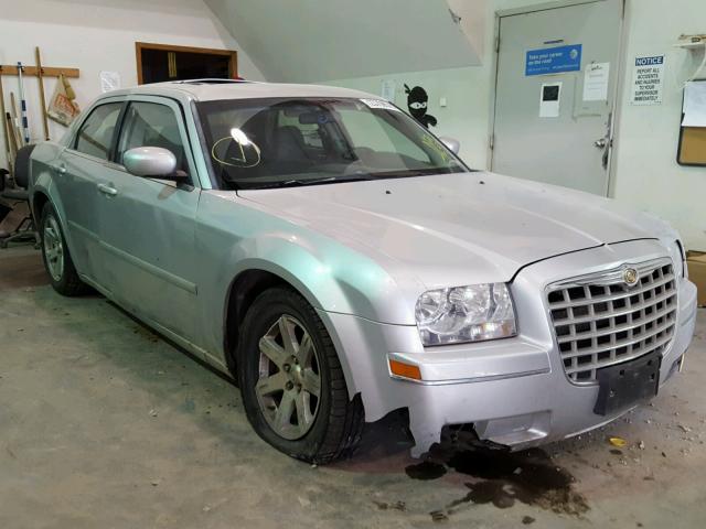 2C3KA53G66H377534 - 2006 CHRYSLER 300 TOURIN SILVER photo 1