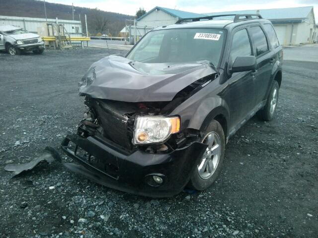 1FMCU9DG4BKA03693 - 2011 FORD ESCAPE XLT BLACK photo 2