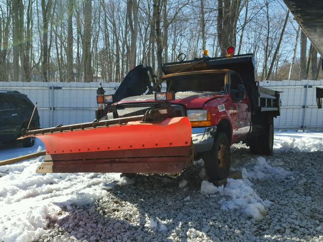 1FDAF57F41ED14762 - 2001 FORD F550 SUPER RED photo 2