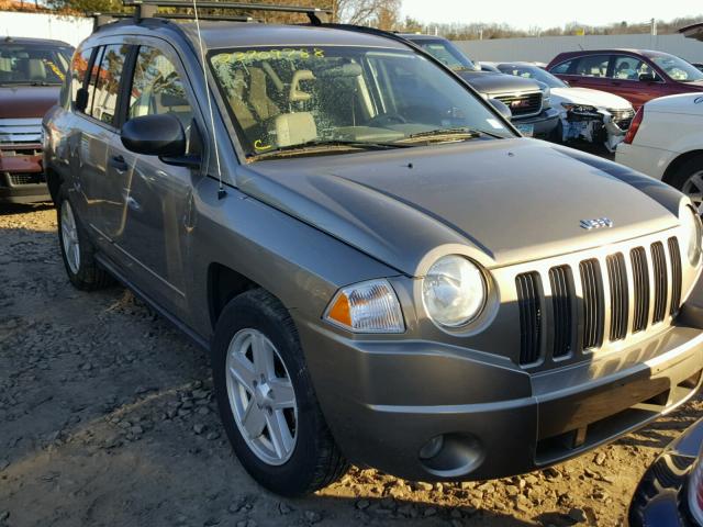 1J8FF47W28D729477 - 2008 JEEP COMPASS SP GRAY photo 1