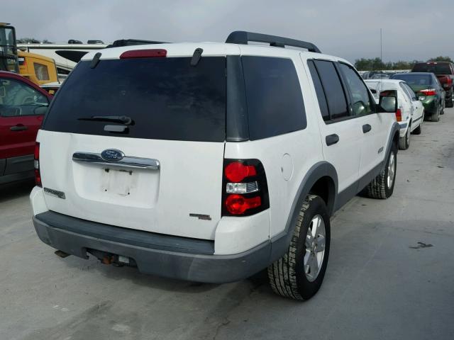 1FMEU63E56UB37310 - 2006 FORD EXPLORER X WHITE photo 4