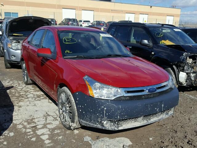 1FAHP36N69W137110 - 2009 FORD FOCUS SES RED photo 1