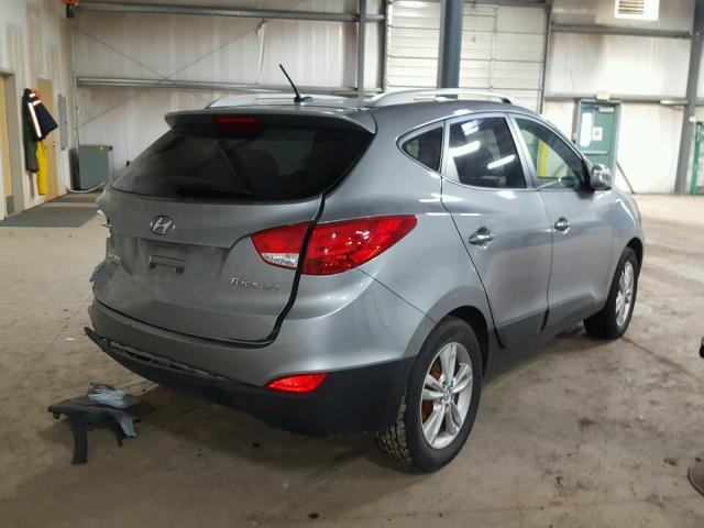 KM8JU3AC5DU705003 - 2013 HYUNDAI TUCSON GLS SILVER photo 4